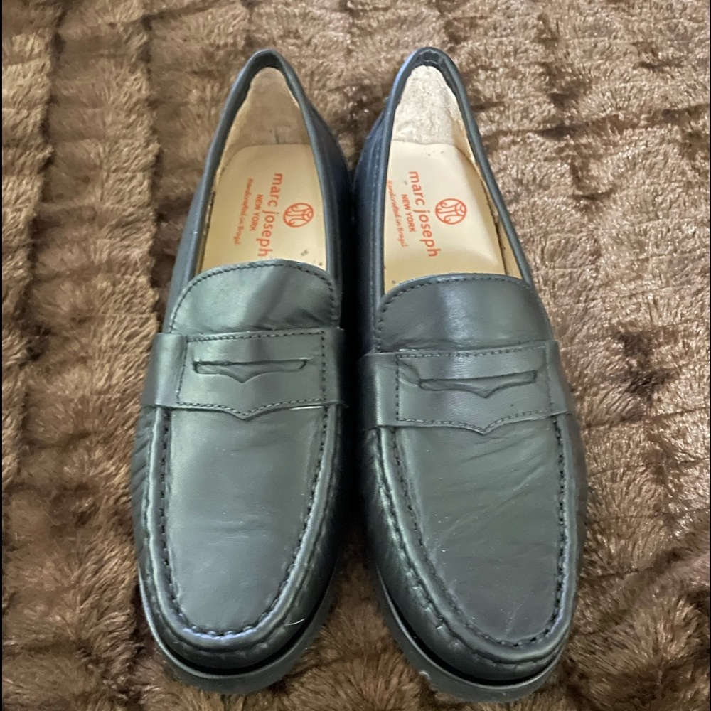 Kids black leather Loafers size 4